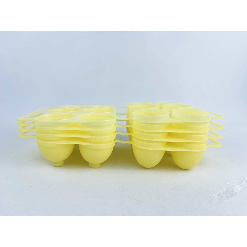 Jello Jiggler Shot Egg Molds - Yellow Smooth - Lot of 4‎ - No Broken Hinges